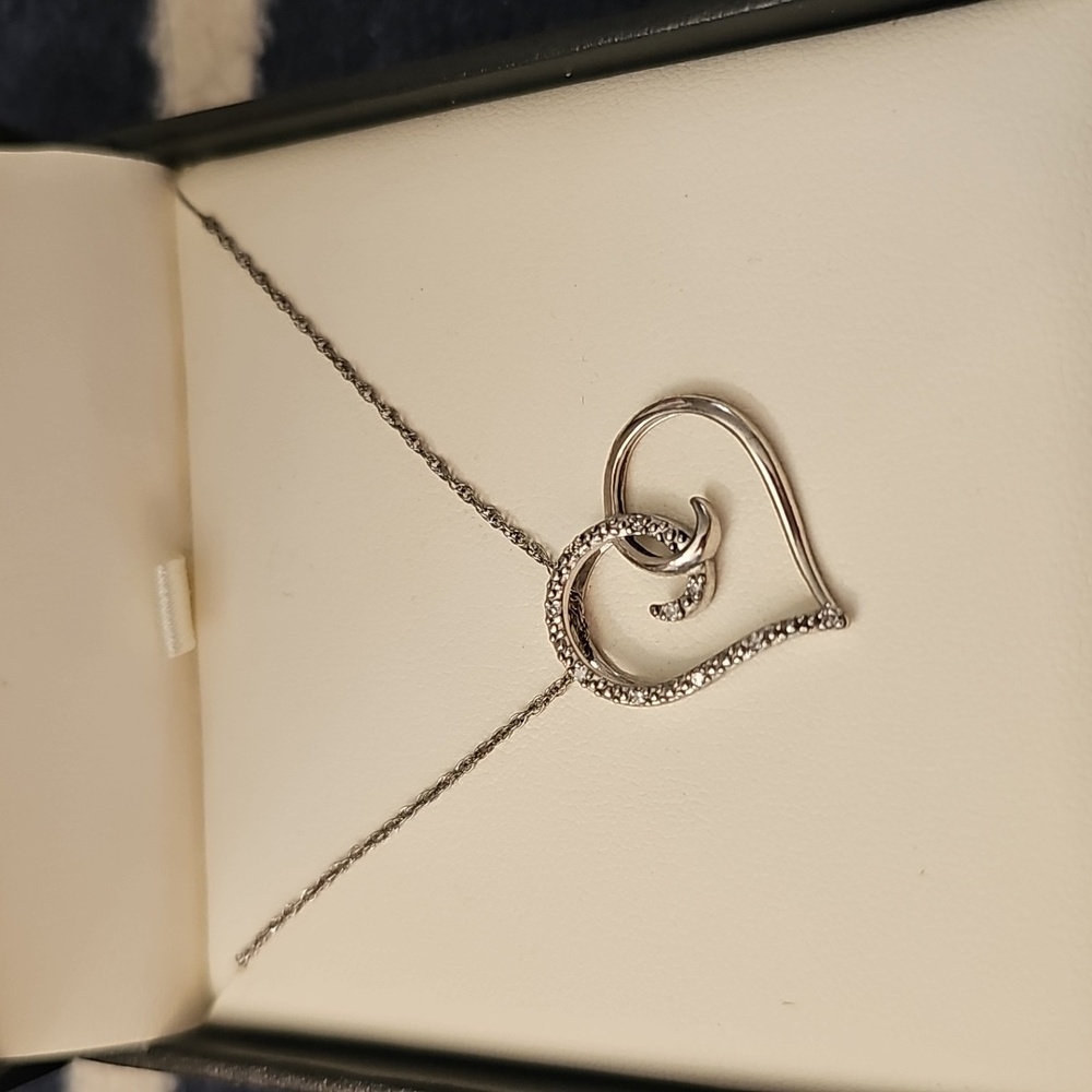 Silver Heart Necklace - Picture 2 of 2